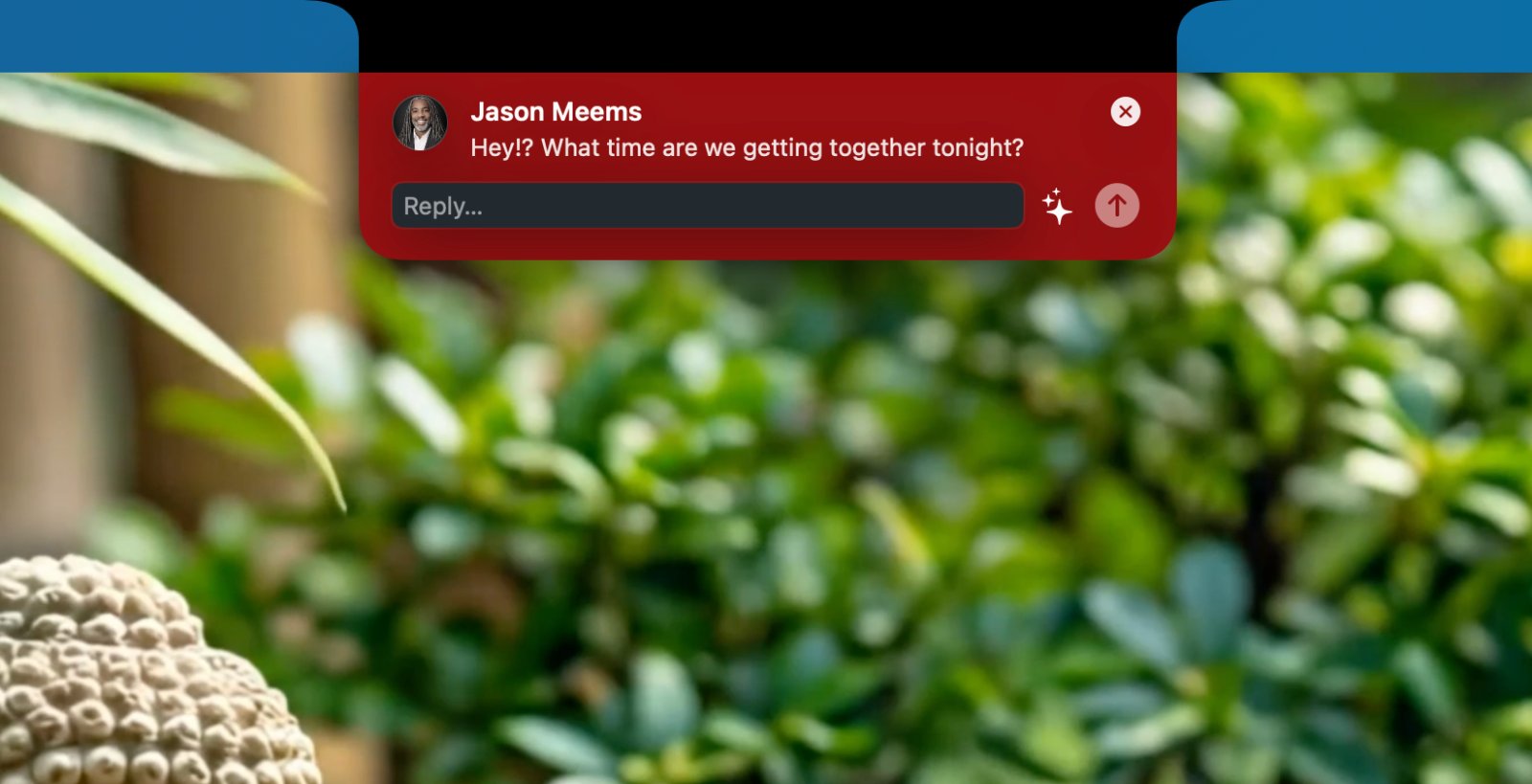 Replying to a message directly from the Marqee notch panel